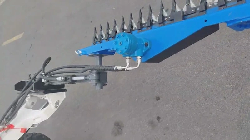 Hydraulisches Heckenbein für den Strassen- und Bodenpfadweserung.