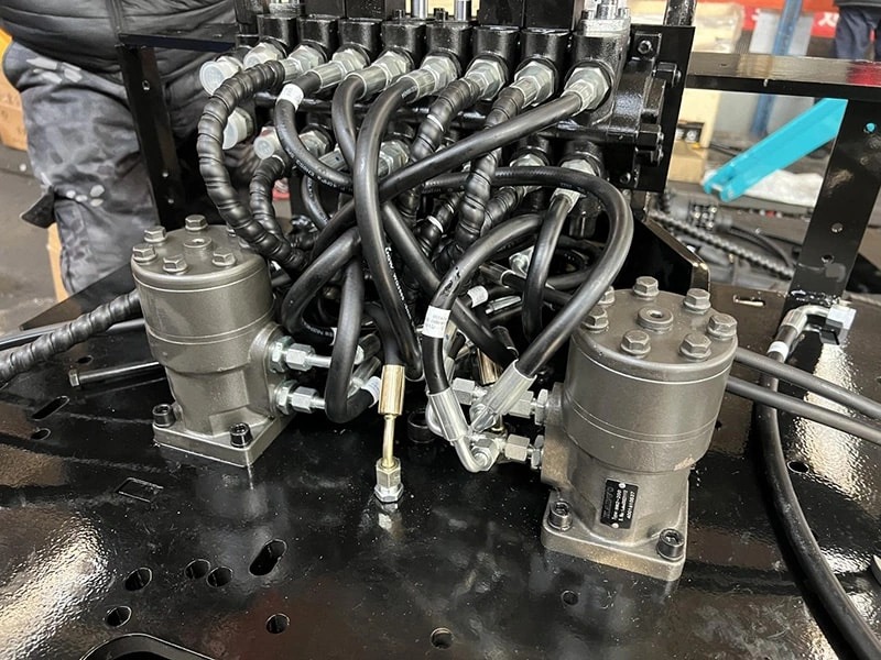 Warum die Leistung von Minibaggern am Nachmittag nachlässt – Motorwärme und thermisches Management der Hydraulik